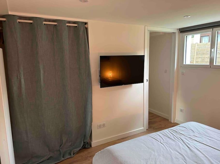 Logement Avec Piscine Privee Chauffee 比亚里茨 外观 照片