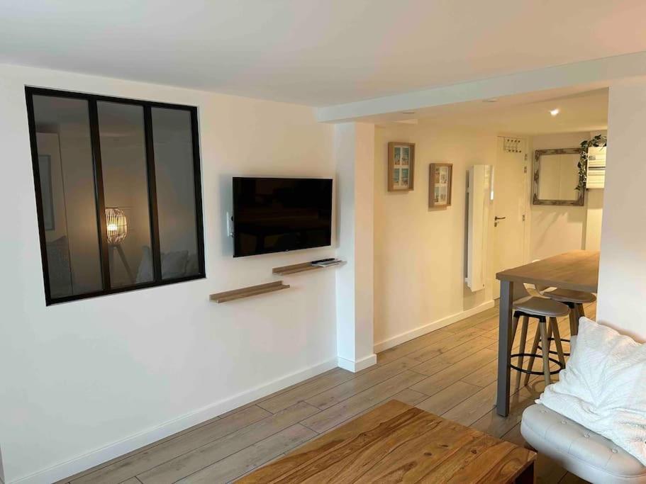 Logement Avec Piscine Privee Chauffee 比亚里茨 外观 照片