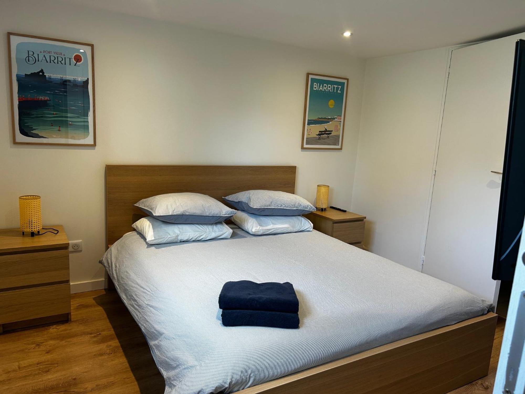Logement Avec Piscine Privee Chauffee 比亚里茨 外观 照片